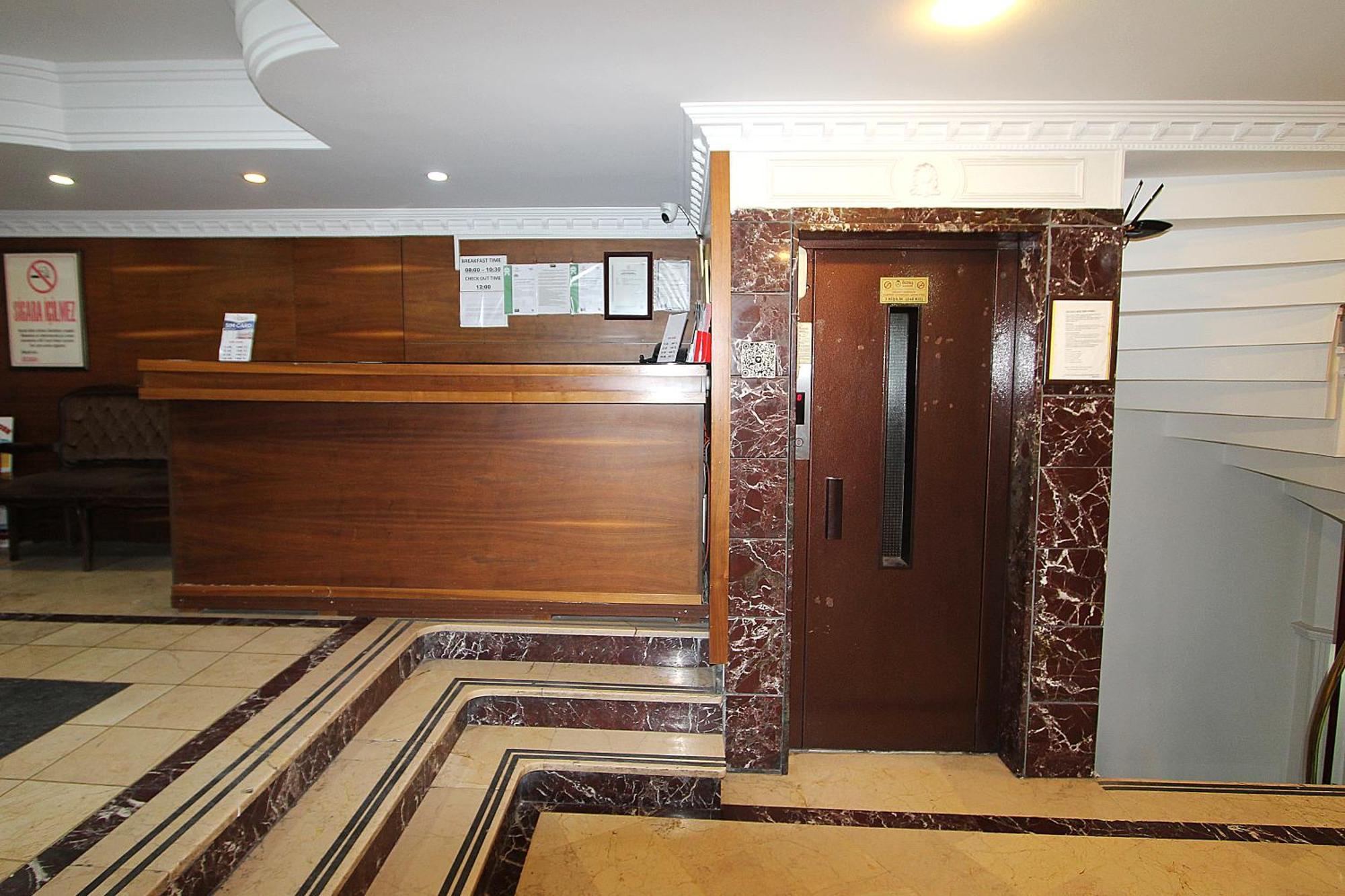 Lyon Hotel Стамбул Екстер'єр фото